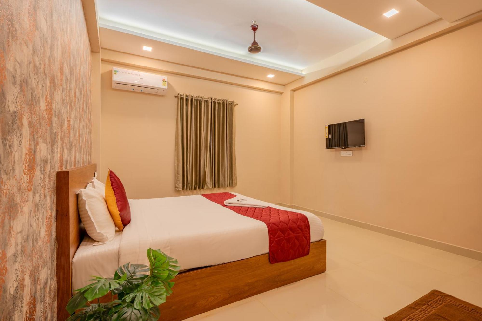 Yaad Residency Kochi Exterior foto
