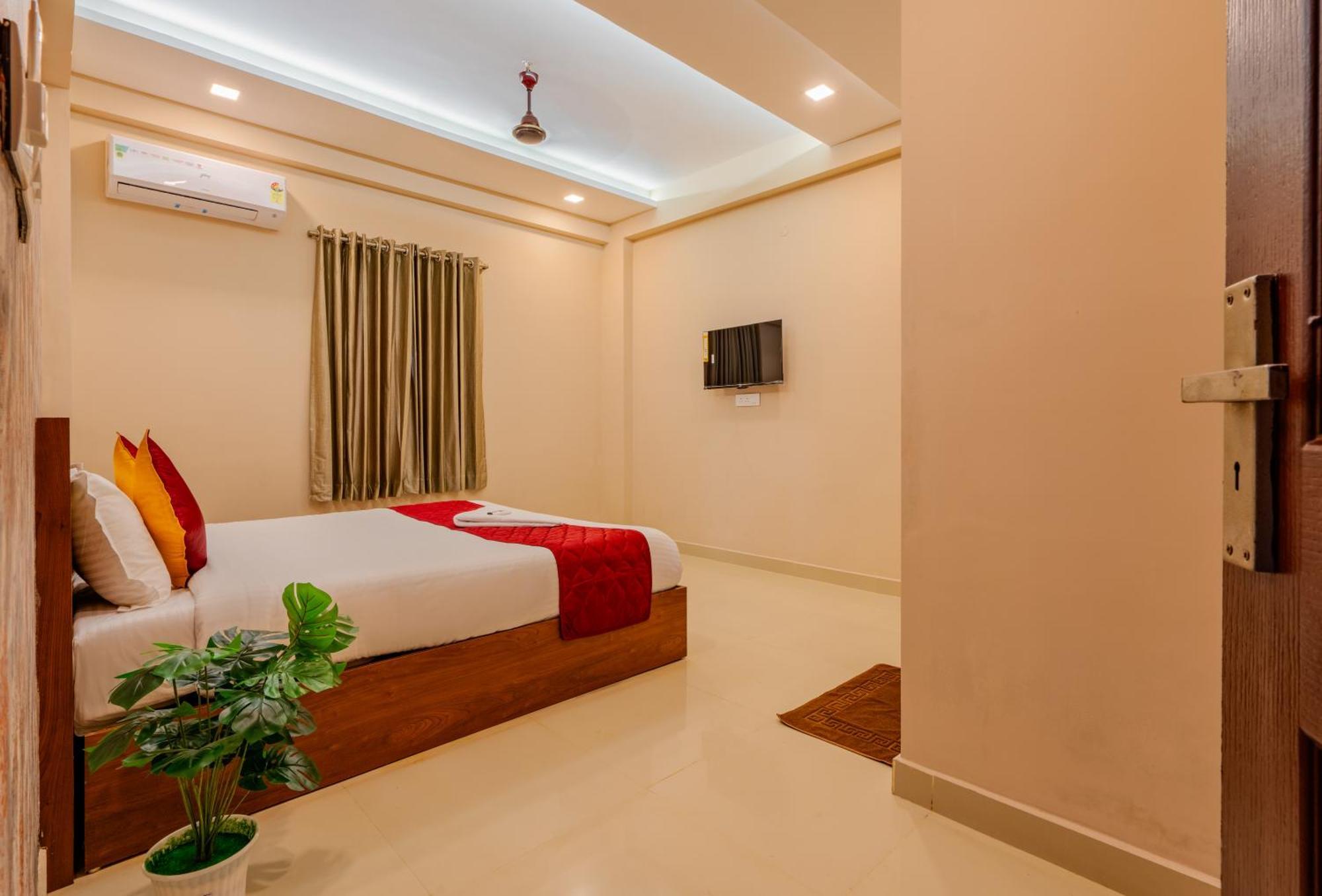 Yaad Residency Kochi Exterior foto