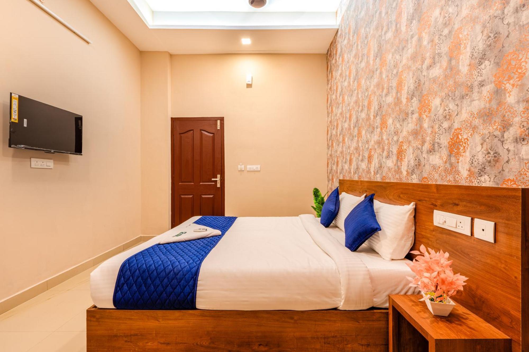Yaad Residency Kochi Exterior foto