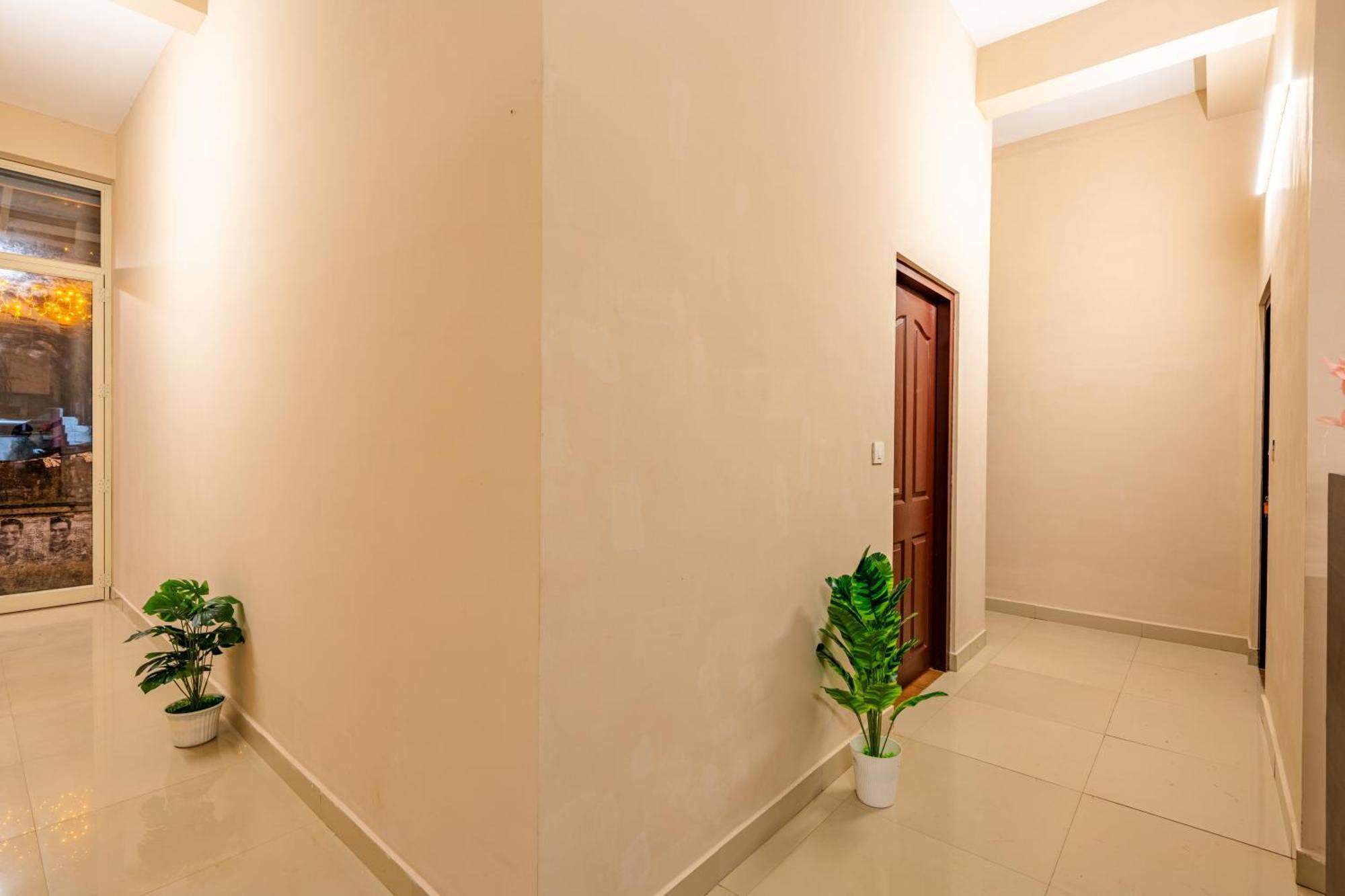 Yaad Residency Kochi Exterior foto