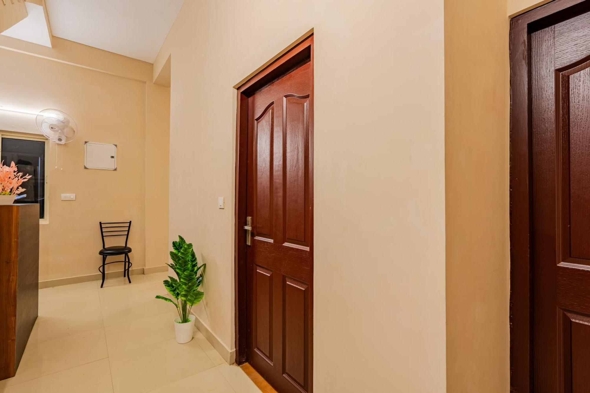 Yaad Residency Kochi Exterior foto